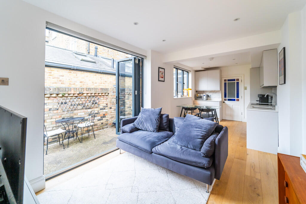 Apartment in London, Stroud Green - View 4