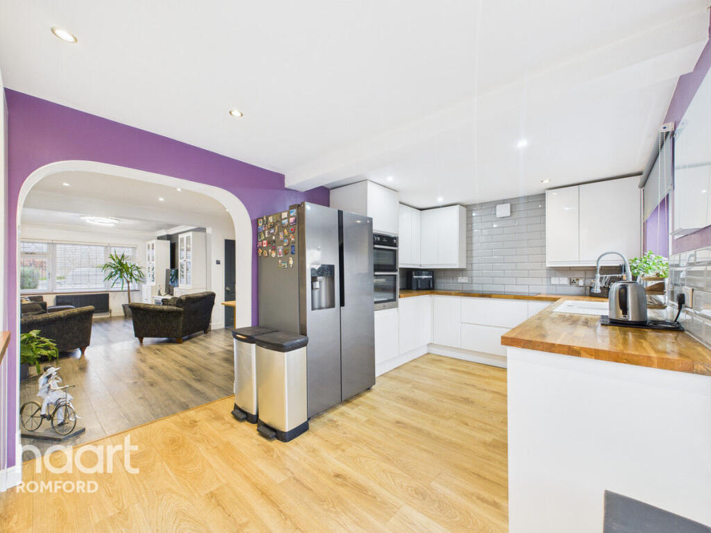 Main image of property: Carter Drive, Romford, RM5 2TT