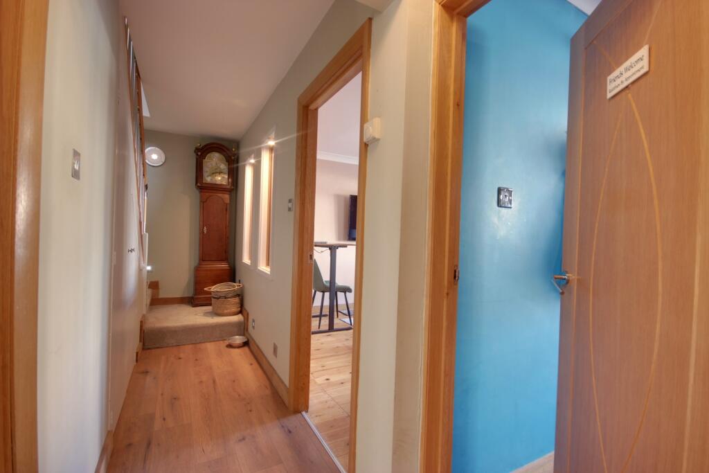 39 Lowfield Road, Beverley - More