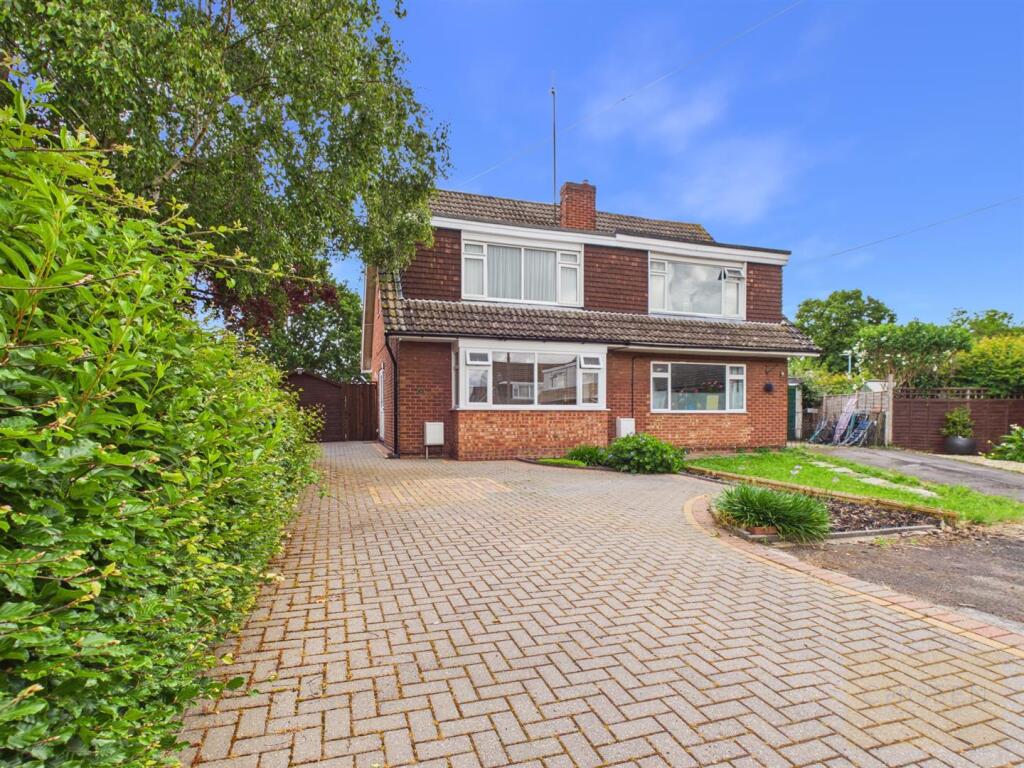 Main image of property: Hazelcroft, Churchdown, Gloucester