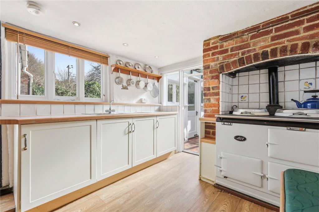 House in Braintree, Wethersfield - View 6