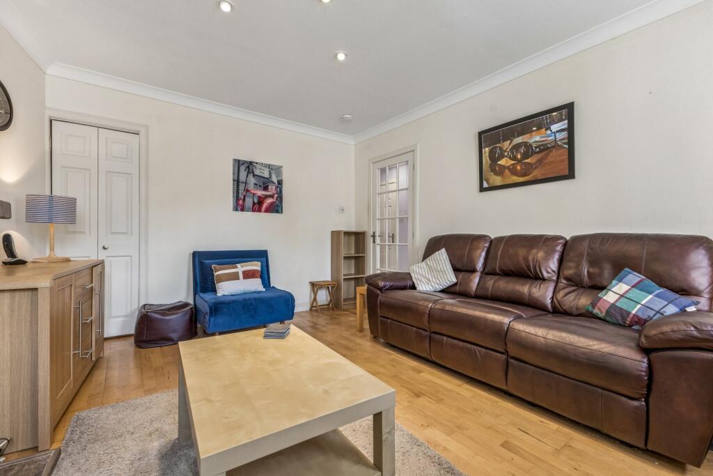 House in Bannockburn, Hillpark, Broomridge - View 3