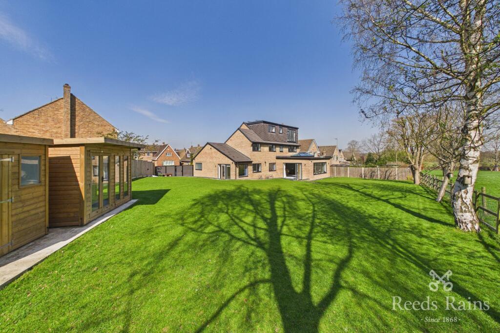 Main image of property: Wingate Croft, Wakefield, West Yorkshire, WF2