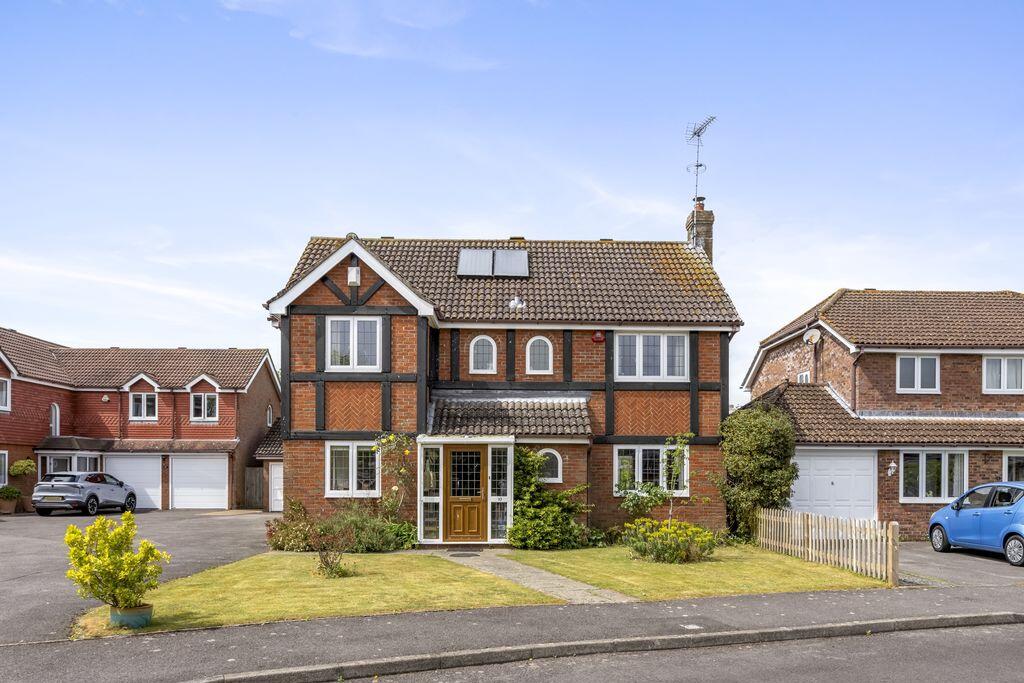 Main image of property: The Hooks, Henfield