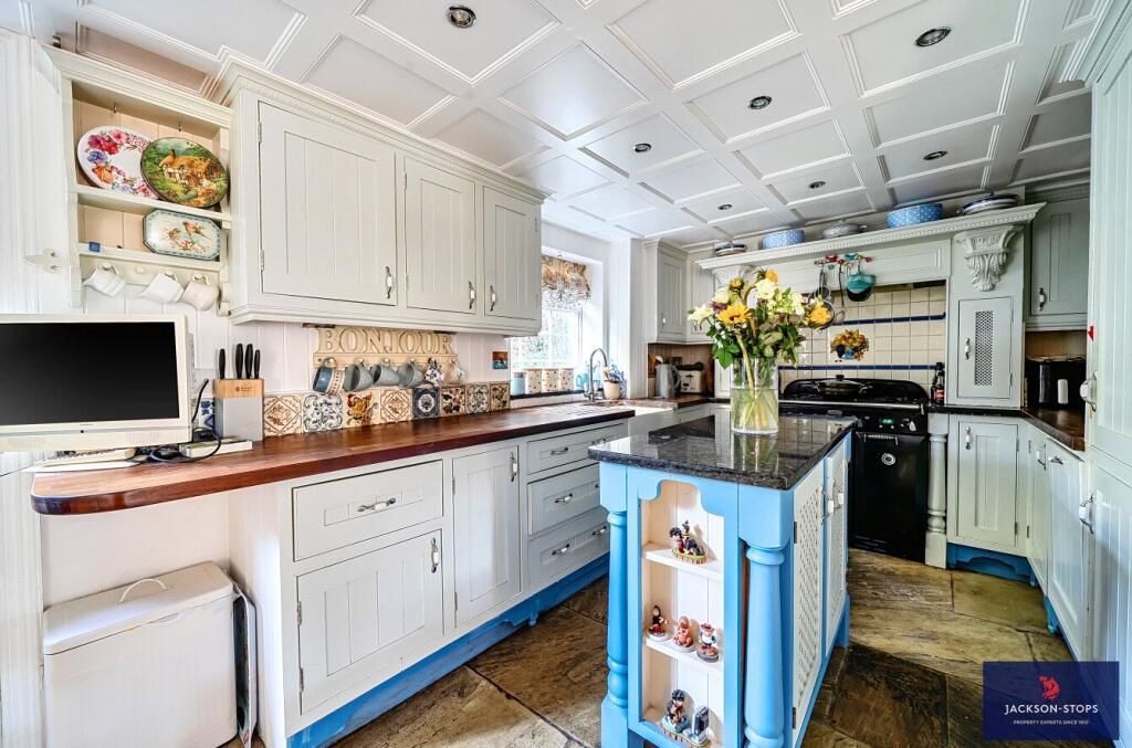 House in Newton Longville - View 4