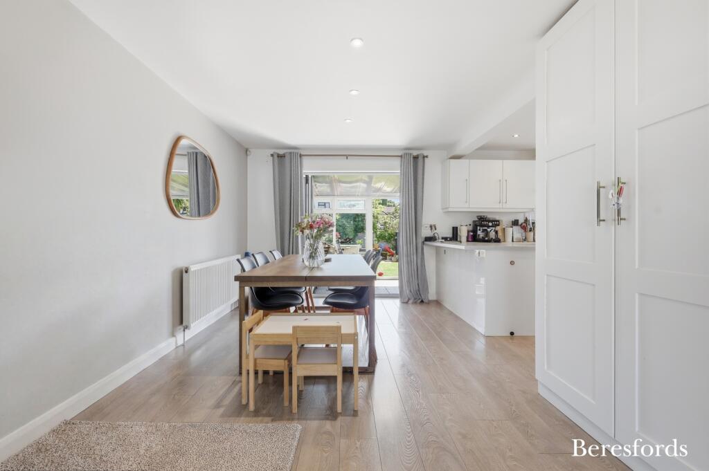 Byron Road, Hutton, CM13 - View 3
