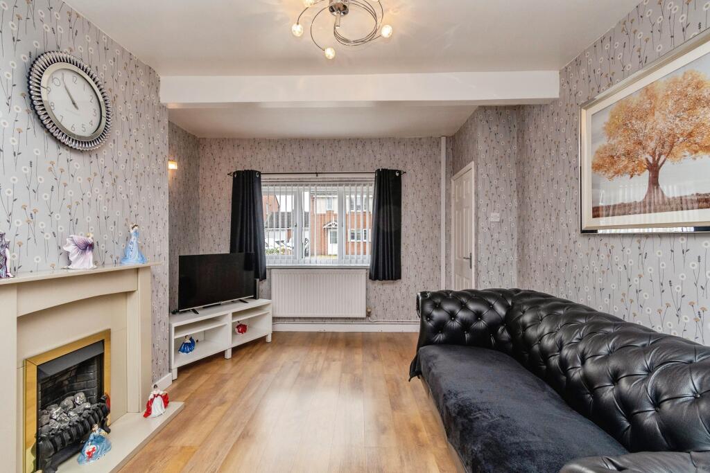 House in Wolverhampton, West Midlands - View 5