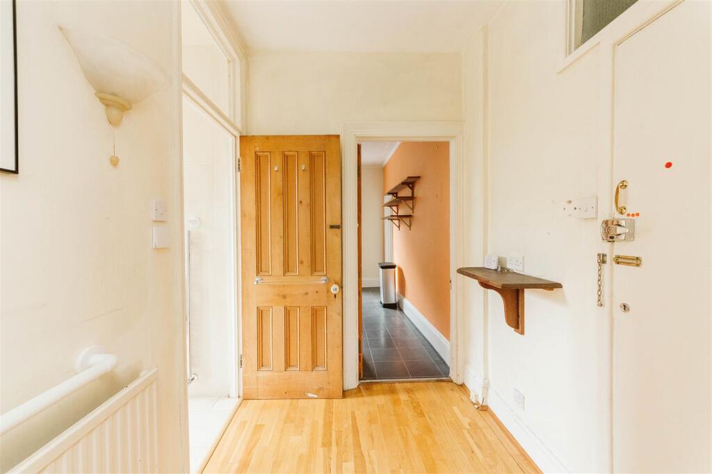 Apartment in Bristol, Westbury Park - More
