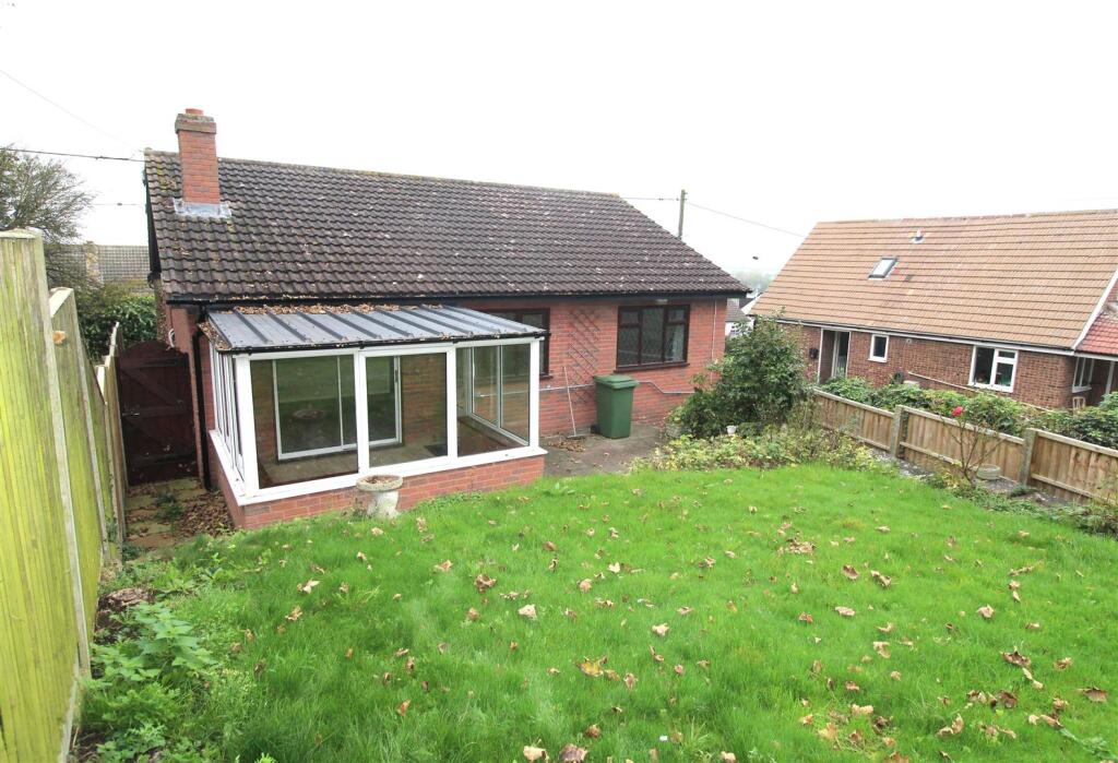 Waverley Avenue, Minster On Sea, Sheerness photo 2