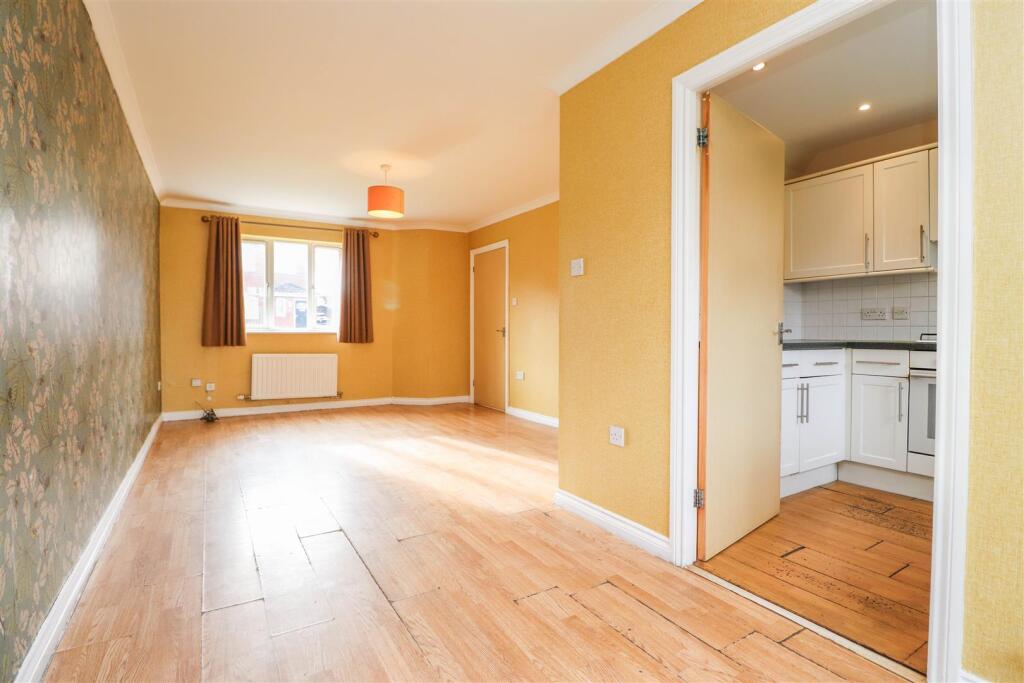 Hawthorn Place, Carlisle photo 2