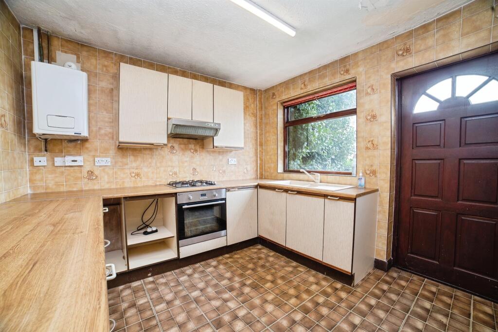 House in Nottingham, Eastwood - View 4