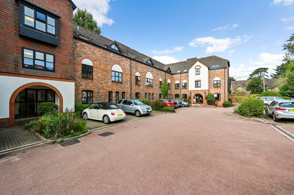 Main image of property: Lenten Street, Alton, GU34 1HB