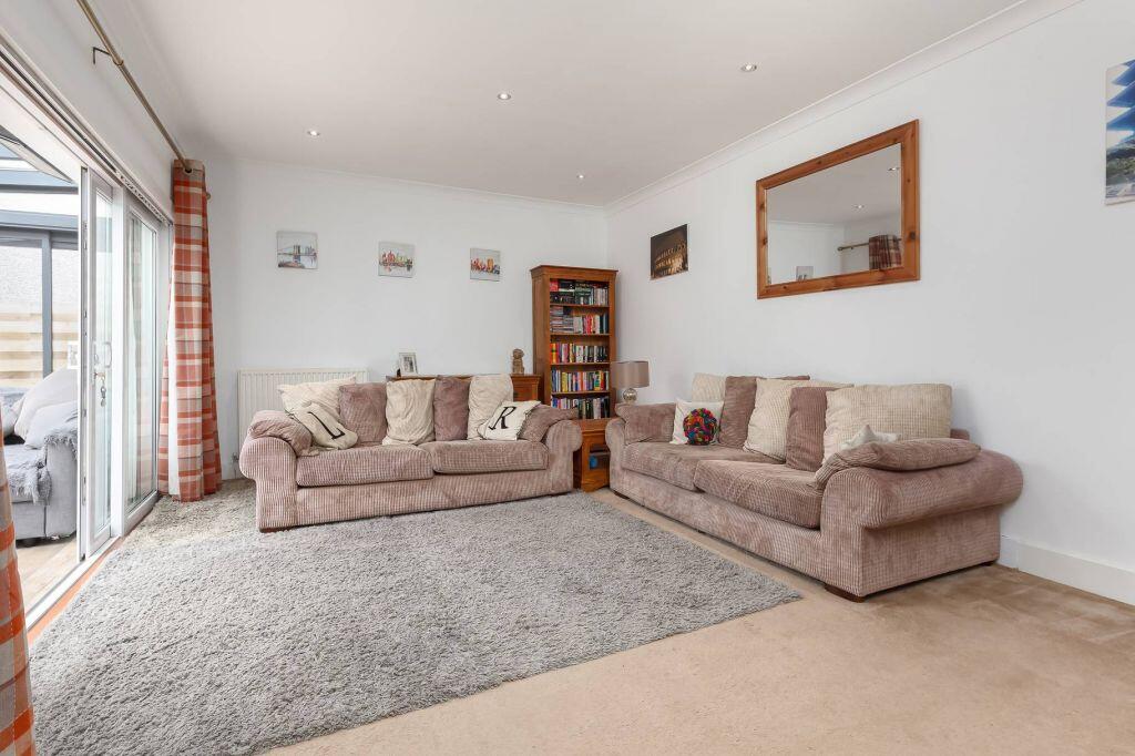 5 Cramond Road South, Edinburgh, EH4 6AG image 4