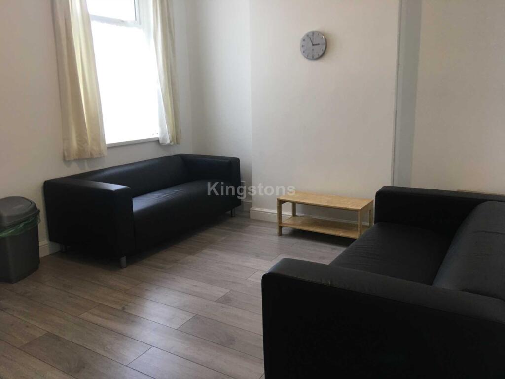 House in Cardiff, Cathays - View 2