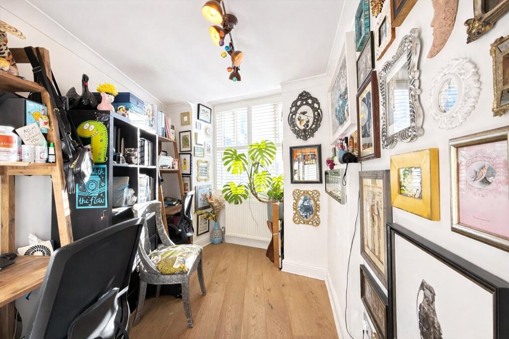 Nightingale Grove, London, SE13 photo 4