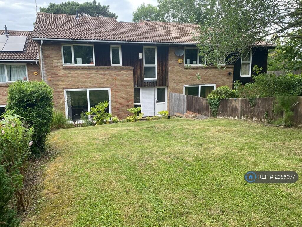 House in Croydon - View 4
