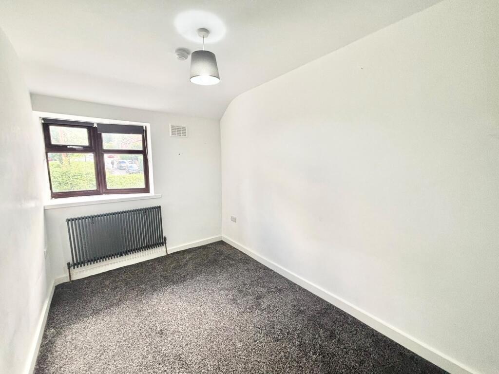 Burnmoor Road, Bolton, BL2 photo 5