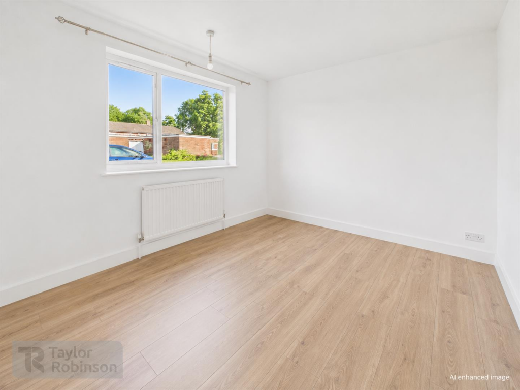 Apartment in Crawley, Worth - View 4