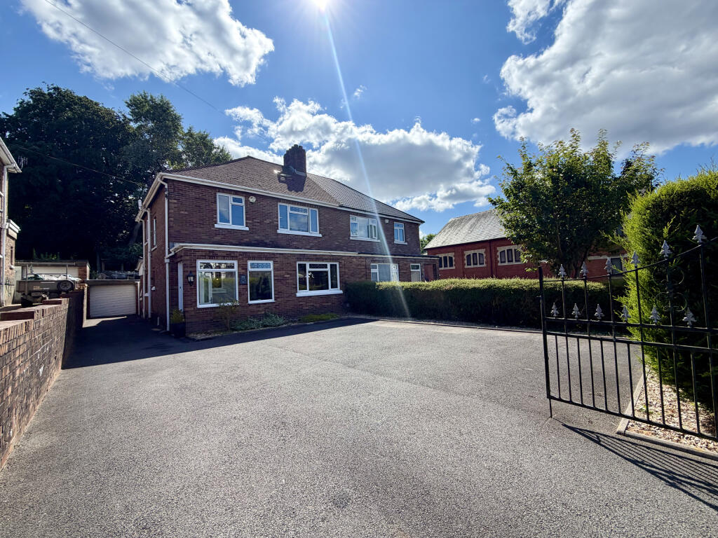 Main image of property: The Walk, Merthyr Tydfil, CF47 8RR