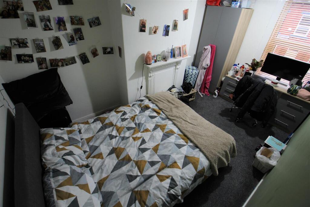 House in Leeds - View 3