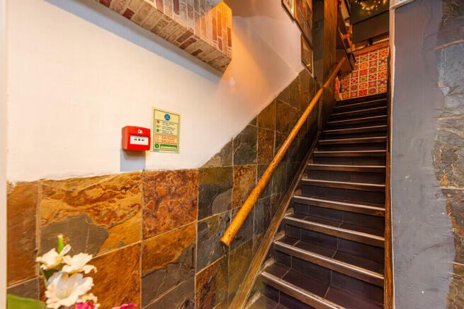 Upper Street 170-...