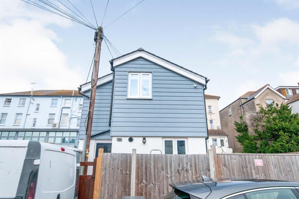 Main image of property: Avenue Lane, Eastbourne