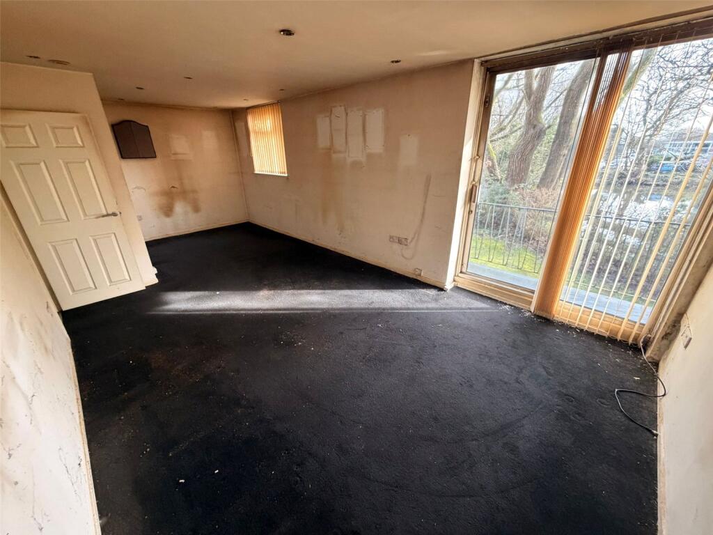 Hill View Court, Bolton, Greater Manchester, BL1 photo 2