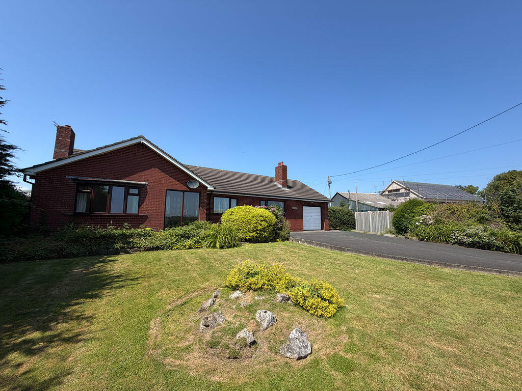 Main image of property: Chestnut View, Bull Park Lane, Hambleton, Poulton-Le-Fylde, FY6 9DD