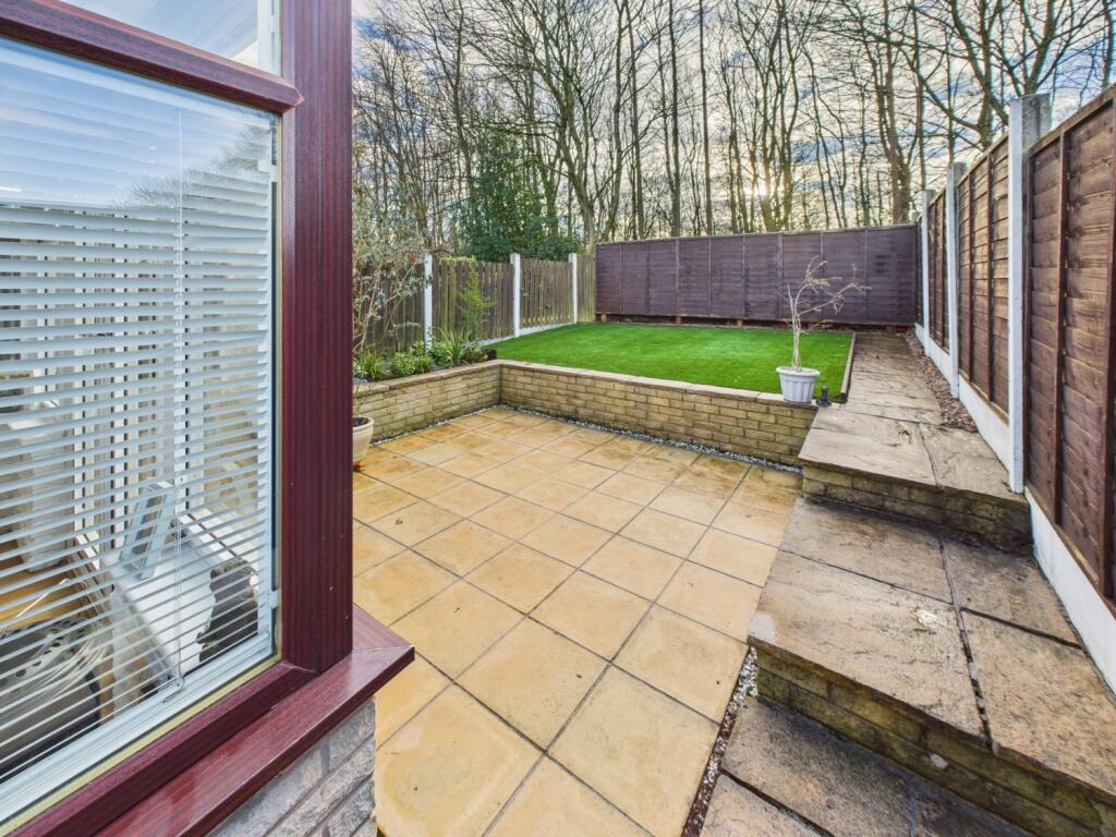 Adwalton Close, Drighlington photo 4