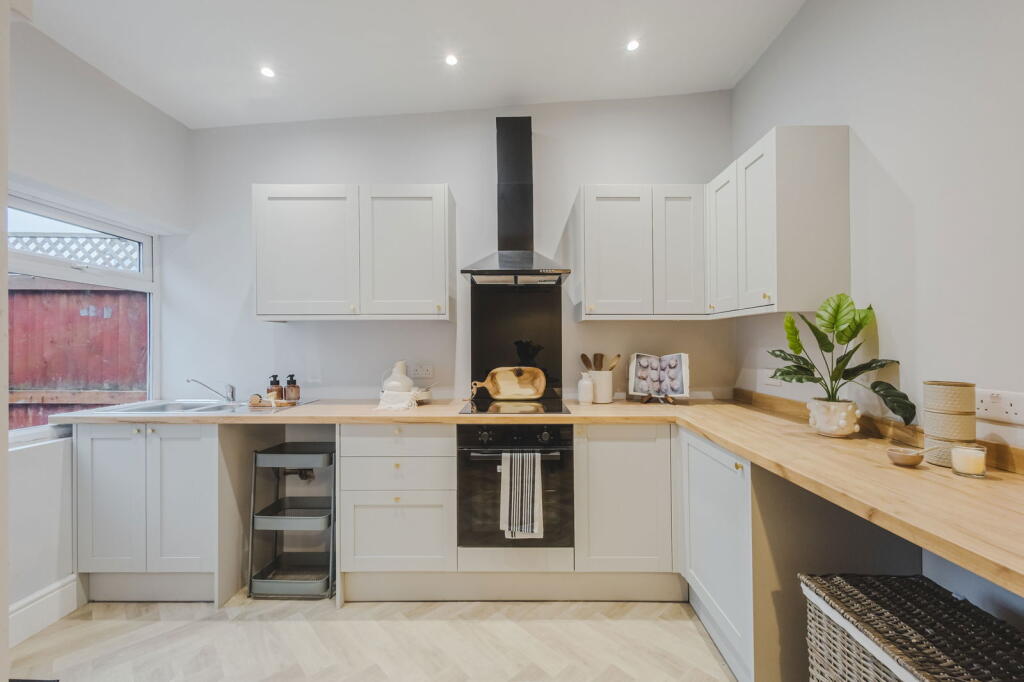 Main image of property: Clifton Street, Old Town, Swindon, SN1 3QB