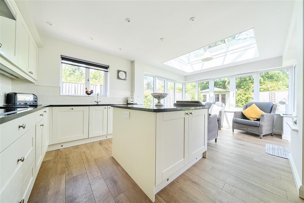 House in Dereham, Hindolveston - More