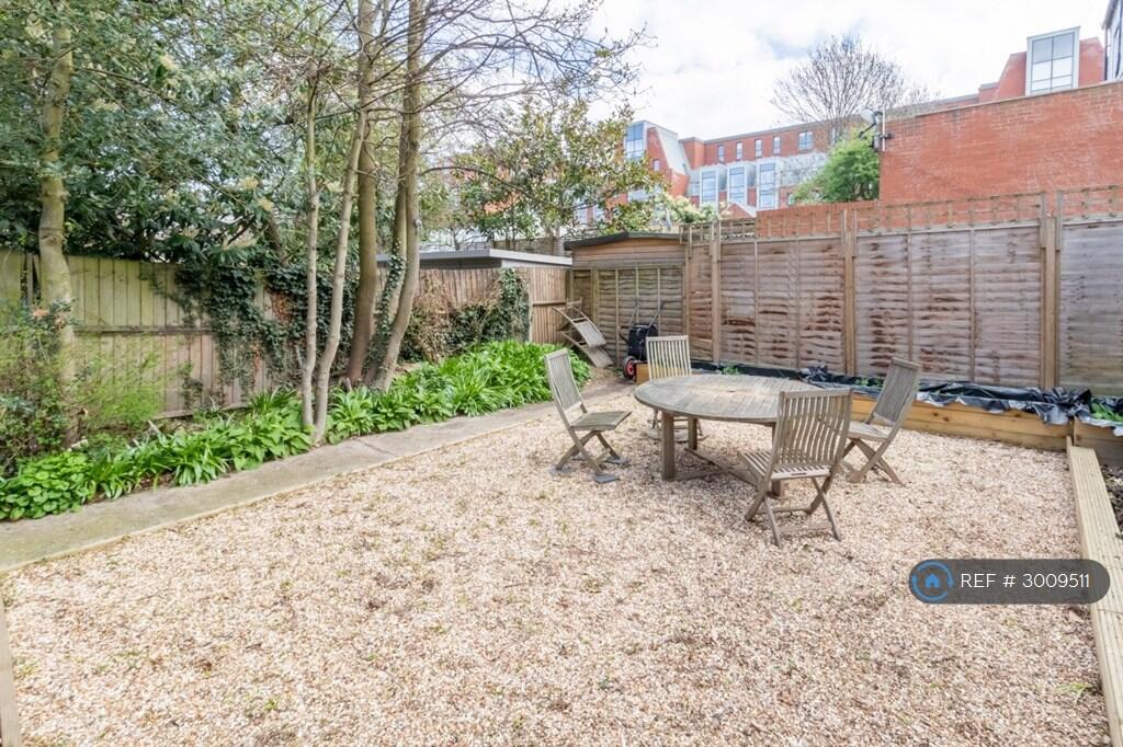 Property photo 10