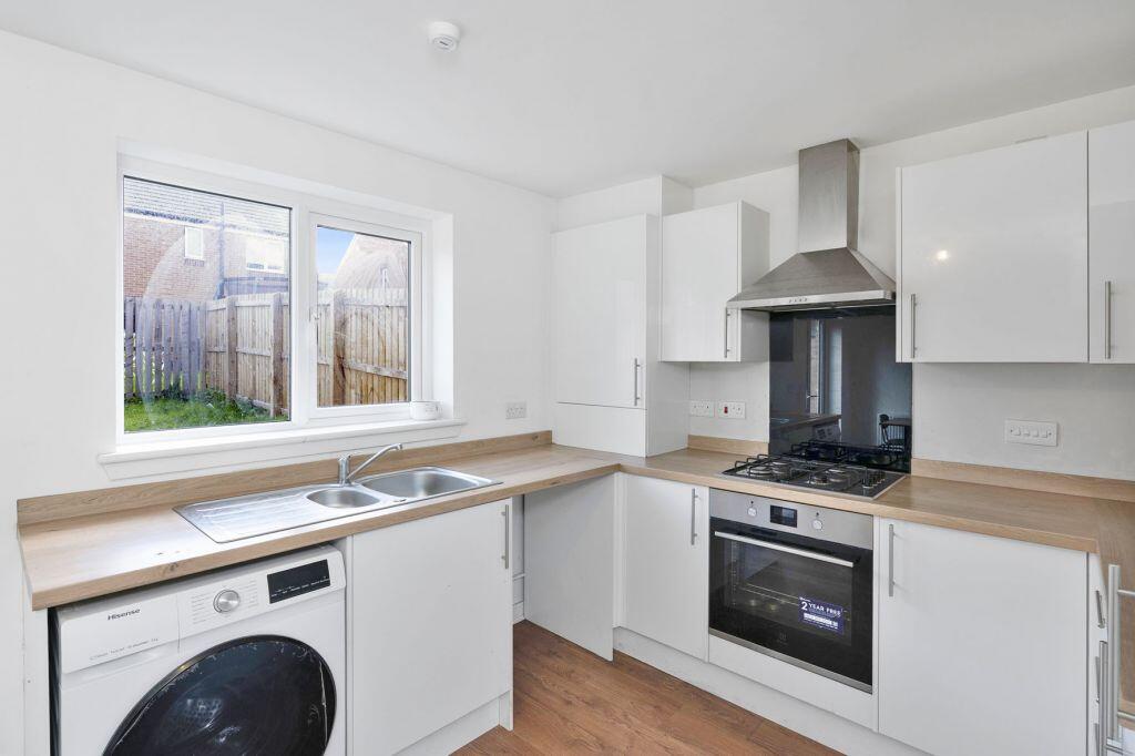 8 Smeaton Wynd, Newcraighall, Edinburgh, EH16 4ZT photo 4