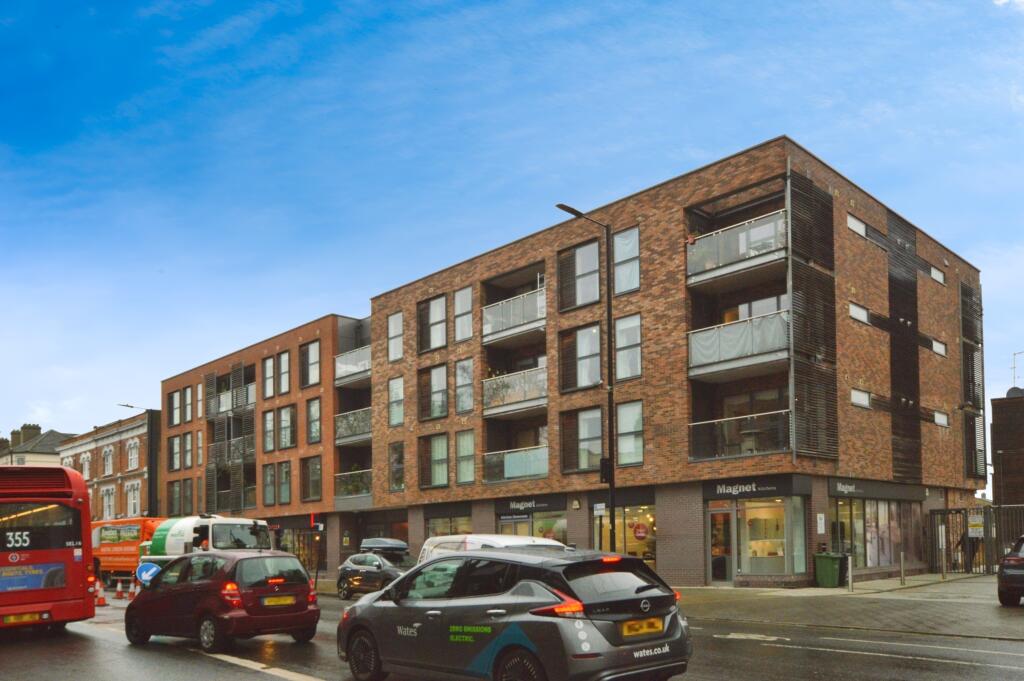 Main image of property: 186 Acre Lane, London, SW2