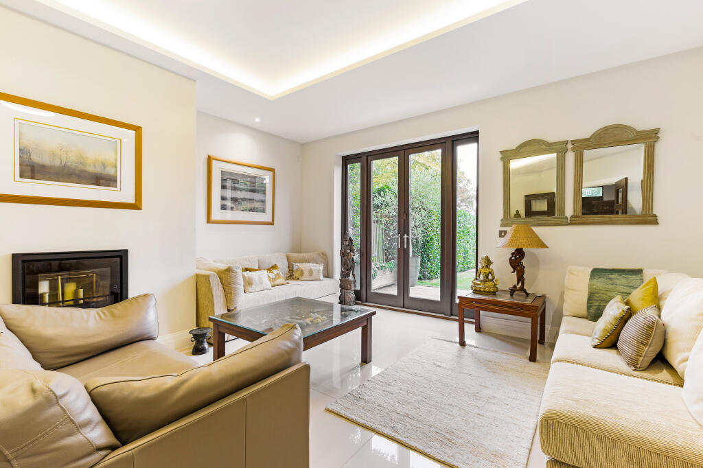 Main image of property: Clarence Park Crescent, Stanmore, HA7