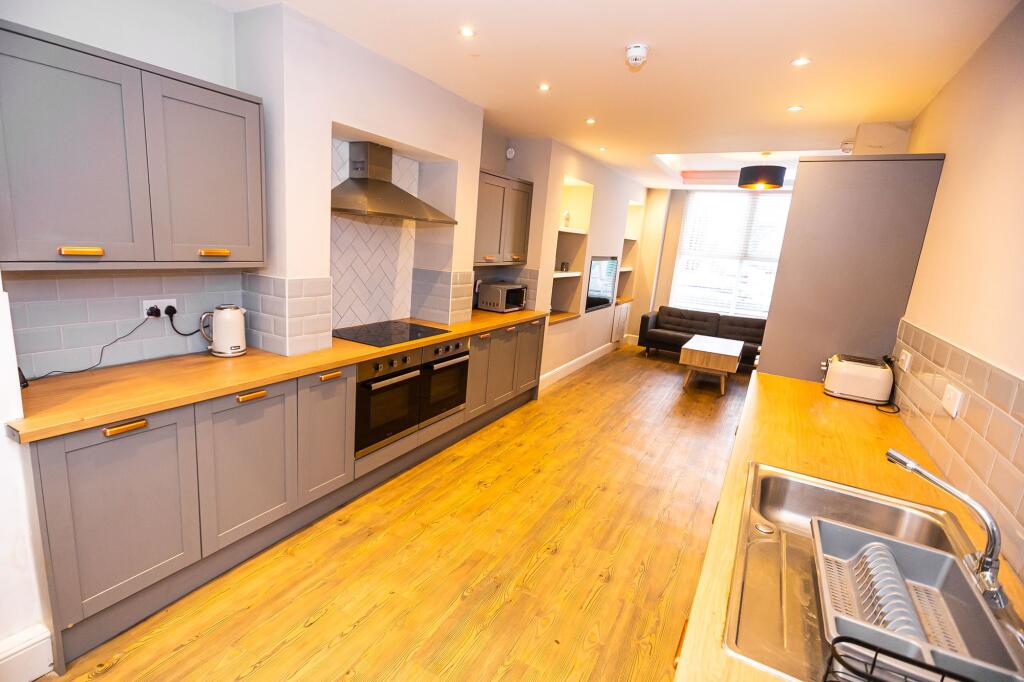 House in Liverpool - View 2