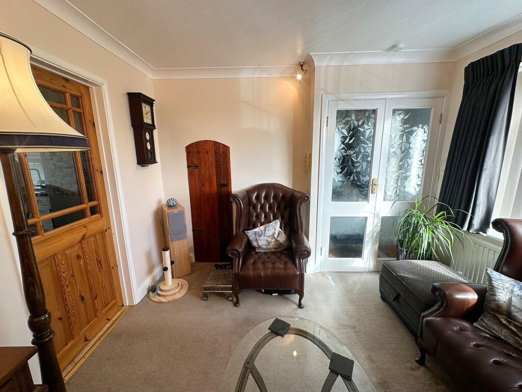 House in Romford - View 3