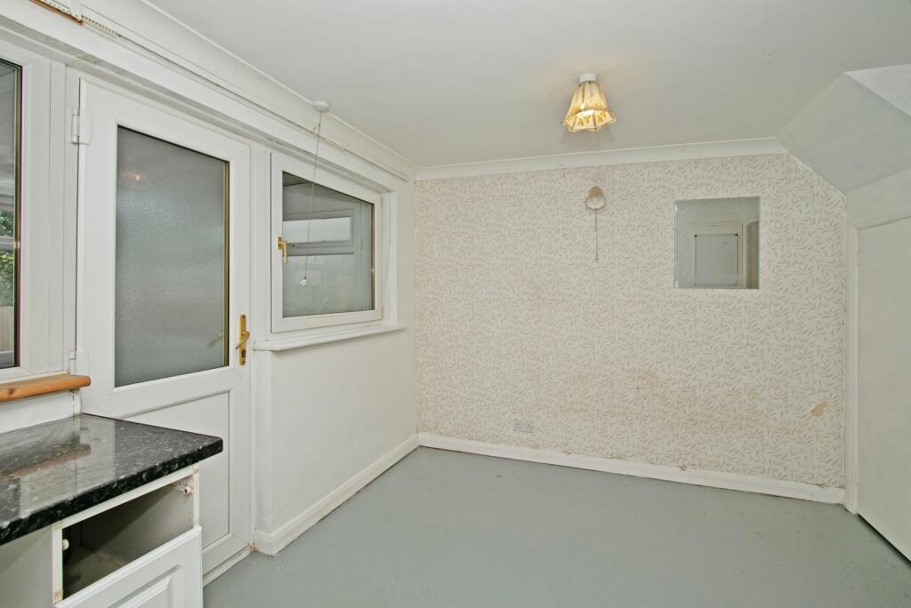 House in Camborne, Tuckingmill - More