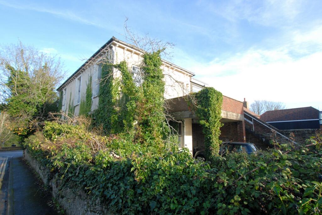 Dymchurch Road, Hythe, CT21 photo 4