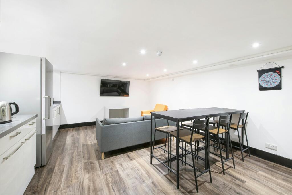 Main image of property: 325 Euston Road, Fitzrovia, NW1 3AD