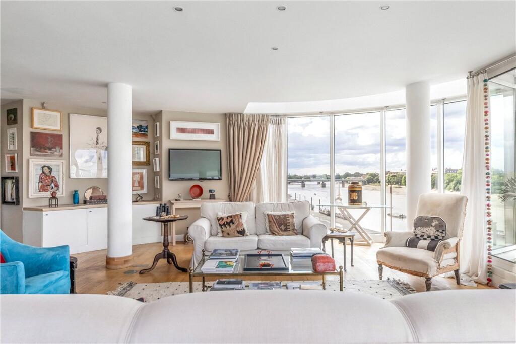 Apartment in London - View 2