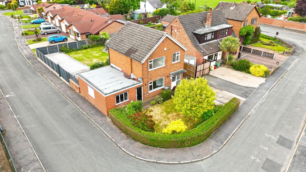 Main image of property: Sandtop Close, Blackfordby, DE11