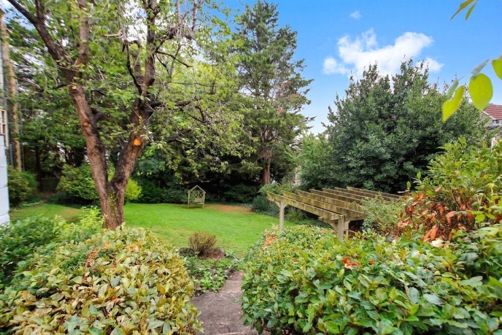 Sunnyside Road, Clevedon, Somerset, BS21 photo 4