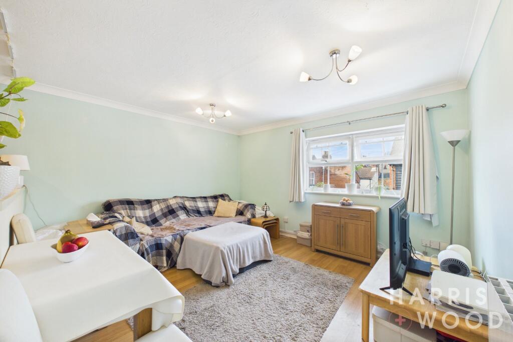 Apartment in Colchester, New Town - View 4