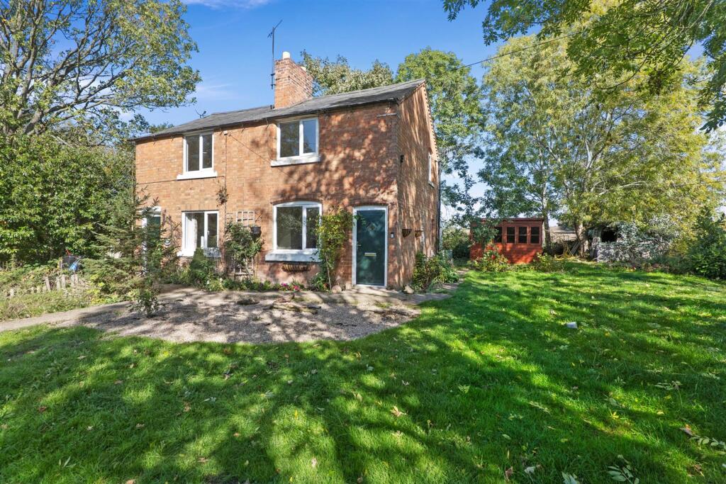 Main image of property: Alcester Road, Stratford-Upon-Avon