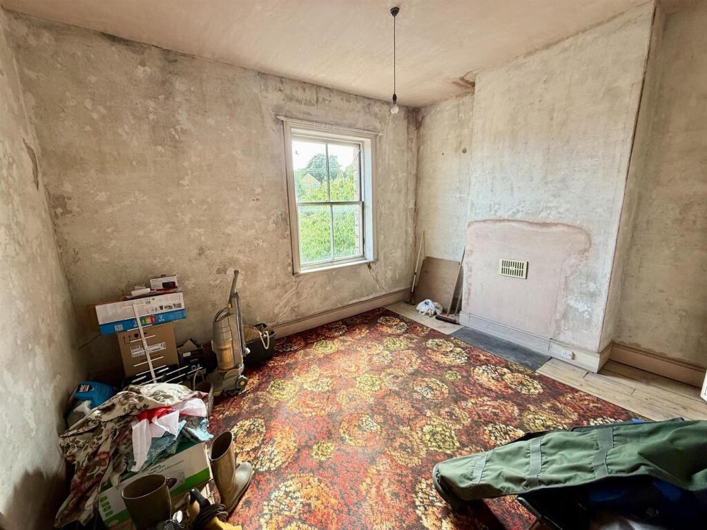 House in Wakefield - More