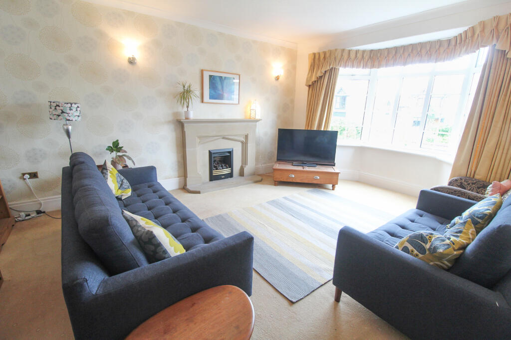Manor Road, Marple photo 2