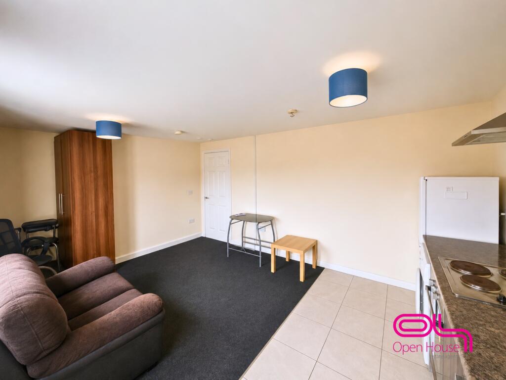 Apartment in Preston, Lancashire - View 3