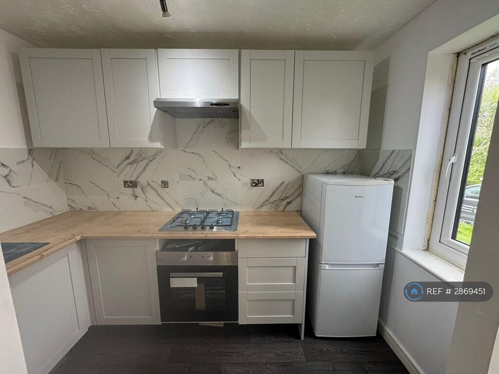 Main image of property: Trefoil Close, Waterlooville, PO7