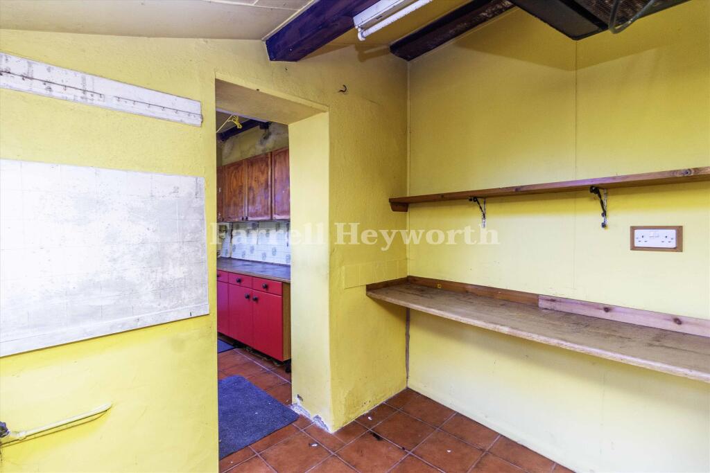 House in Lancaster - View 5